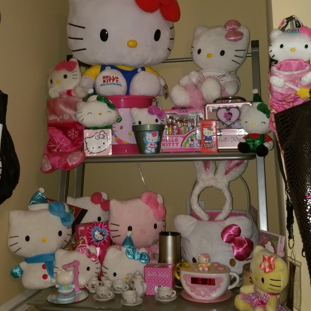 Hello Kitty Not For Sale! - Picture 6 of 7